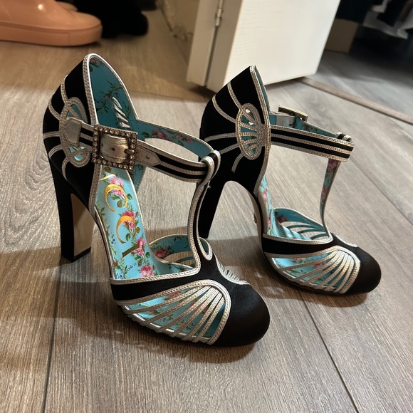 Gucci Shoes - SOLD Gucci Black Mariska Satin T-Strap Pumps From Riverdale Wardrobe